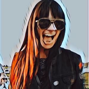 Meet your Posher, Jenn